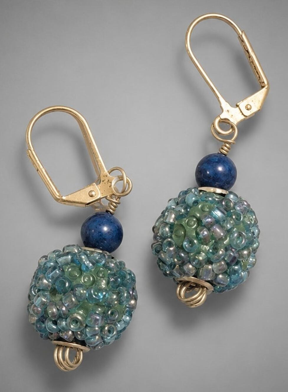 Vintage Blue Beaded Dangle Earrings – Seed Bead Cluster Silver Tone Hooks bp-65